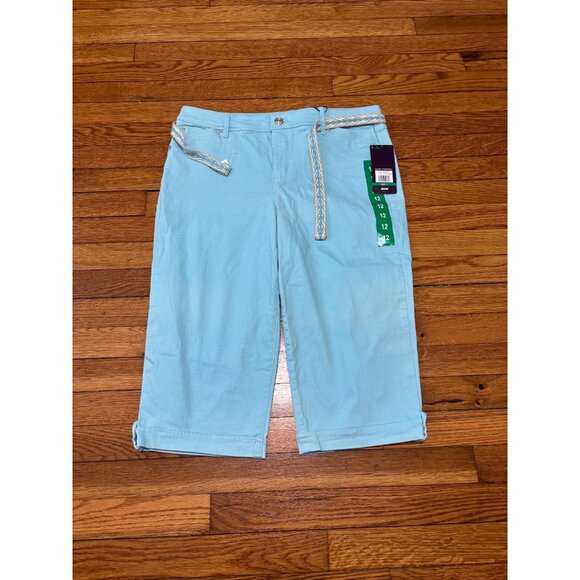 GLORIA VANDERBILT Lillian Skimmer Belted Capri Pants Size 12 Aqua Sky Blue NWT - Picture 1 of 8